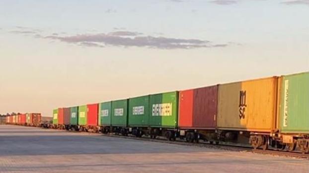 CELEBRATING THE ARRIVAL OF THE FIRST TRAIN AT THE NSW RIFL RAIL TERMINAL